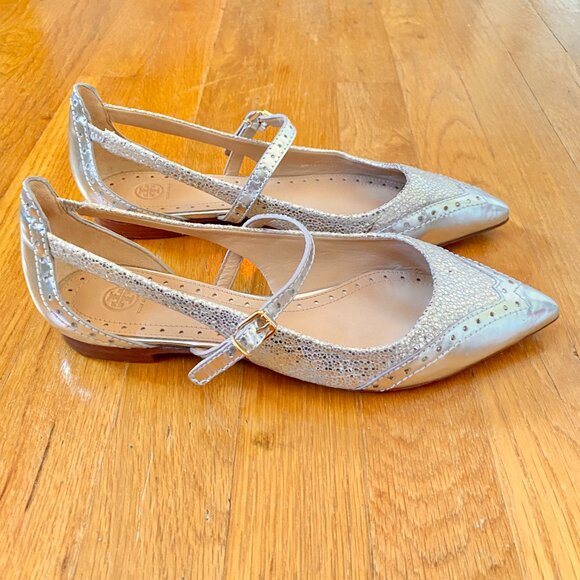 Tory Burch Bernadette Silver Pointed Toe Flats - Picture 1 of 6